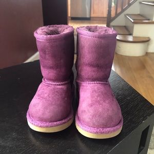 Ugg toddler size 8 Purple